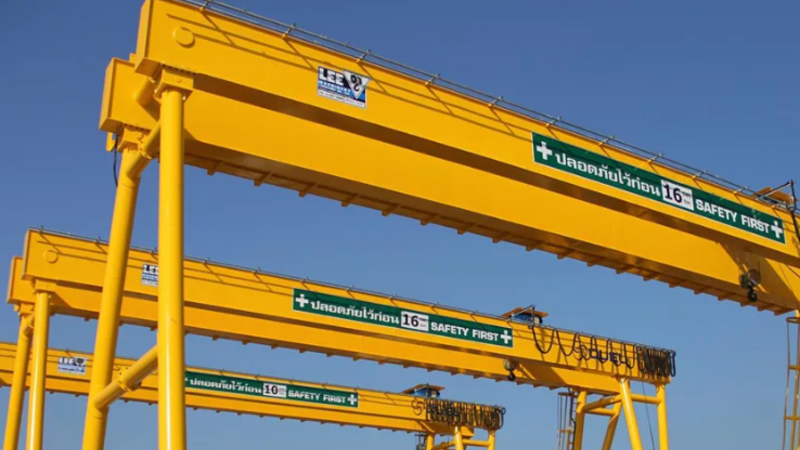 Обзор внешнеэкономических поставок на рынке мостовых и козловых кранов